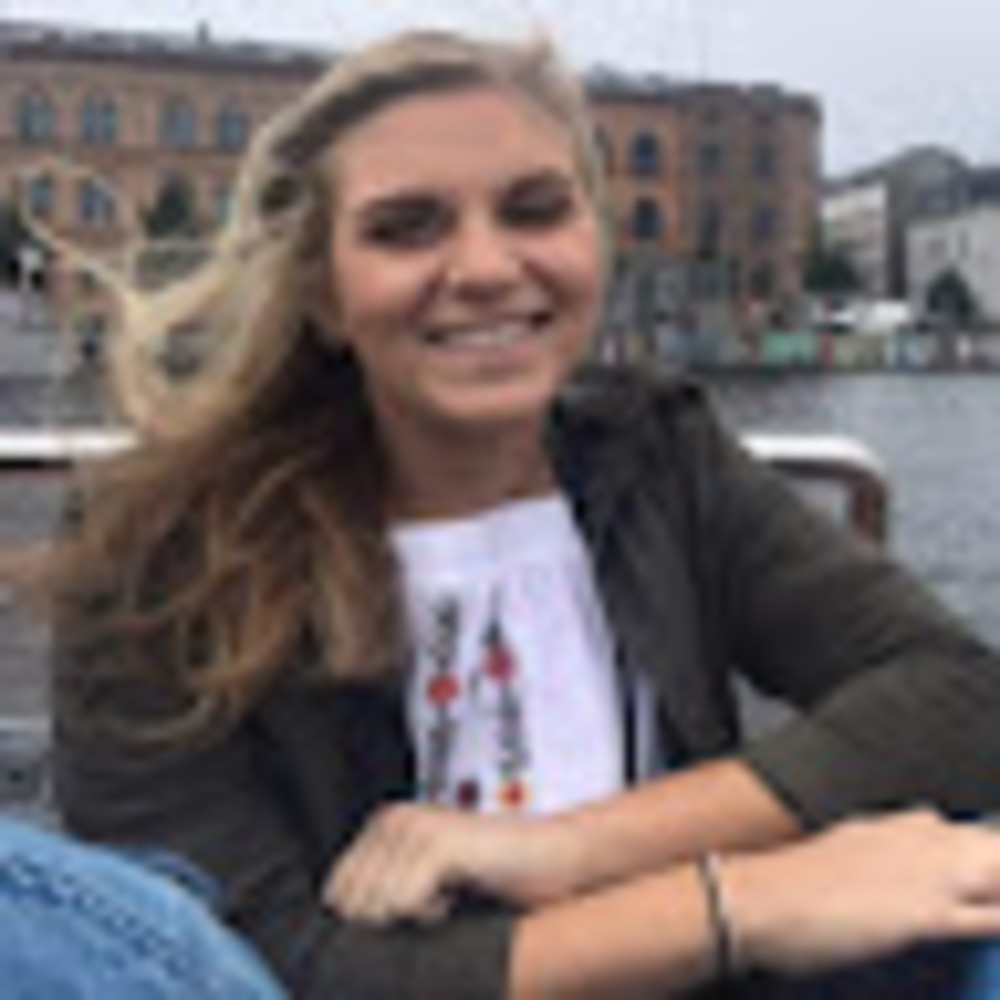 Meet your Posher, Nicole